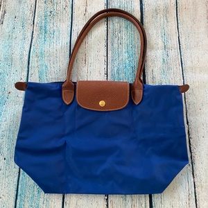 Medium Le Pliage Shoulder Bag, Longchamp